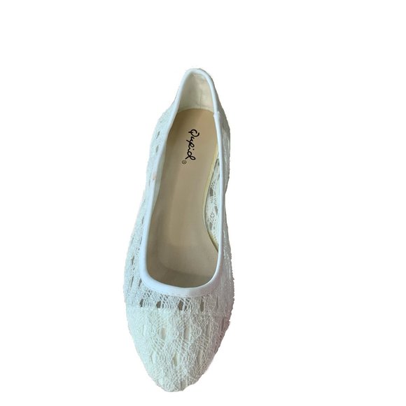NWT CUTE Qupid "Swift-63" in White Lace Flats (6) - Picture 2 of 8